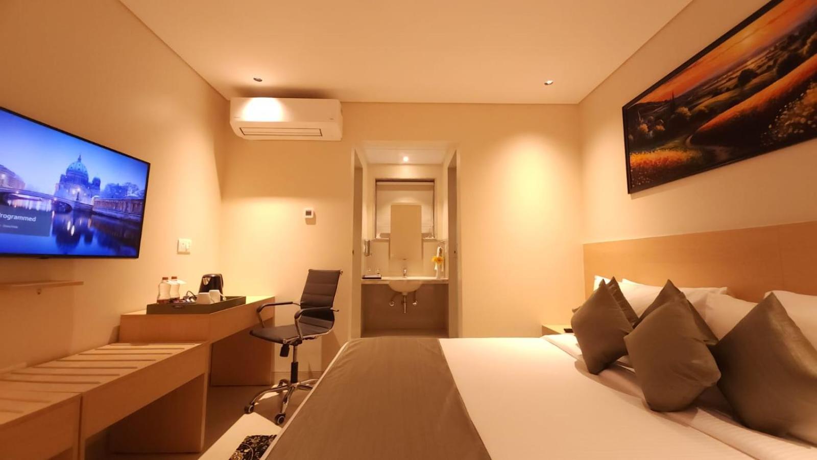 Morvee Hotels Durgapur Exteriör bild